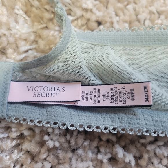 Victoria's Secret Dream Angels Push Up without padding 34D - Picture 4 of 4